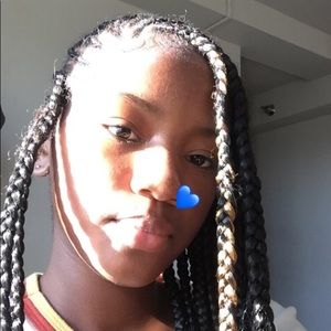 Meet your Posher, Aja